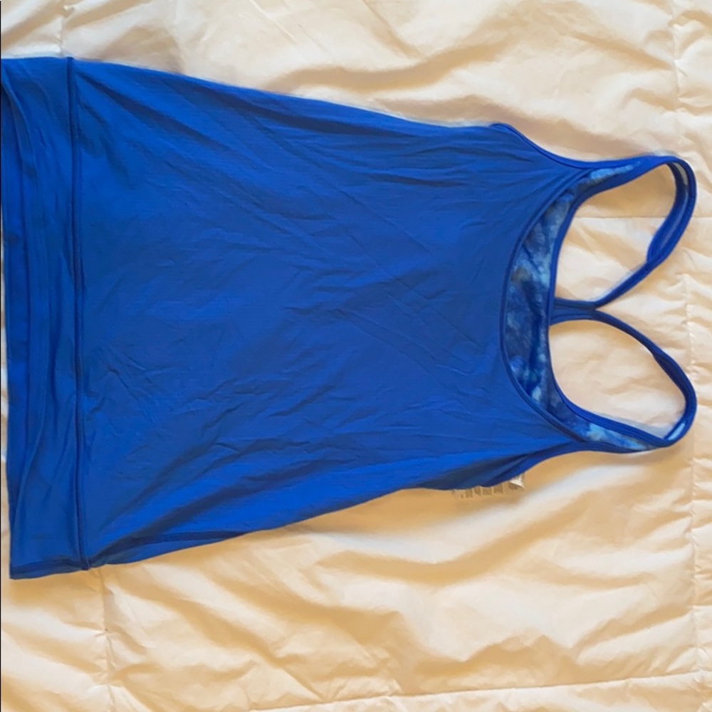 Open Back Built In Bra Lululemon Tank - Picture 2 of 6